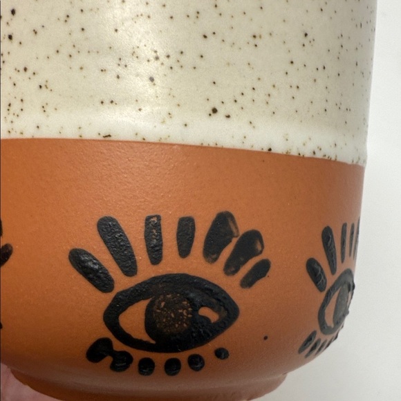 Eye Design Speckled Cream and Brown Ceramic Planter/Vase. Brand New 3x3x3” Decor - Picture 6 of 8